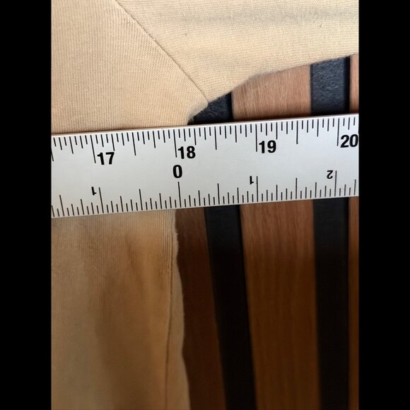 Fear Of God Essentials Shirt Large Tall / 10 Boys Beige Long Sleeve 100% Cotton - Picture 3 of 9